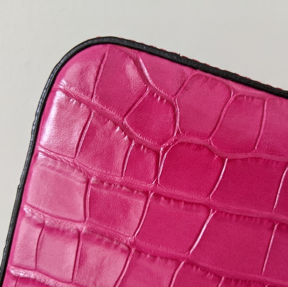 Chloe C Croc Embossed Leather Shoulder Bag - Picture 13 of 16